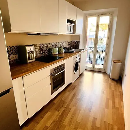 Spectaculaire 1b & Balcons Апартаменты
