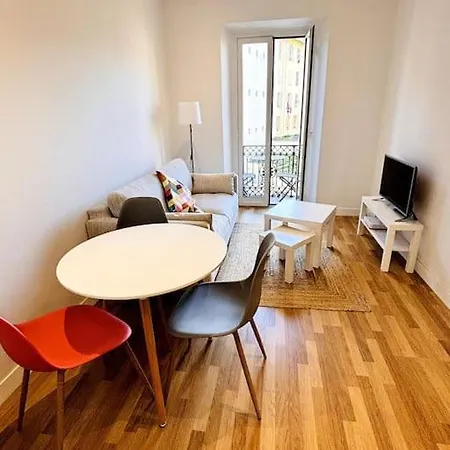 Spectaculaire 1b & Balcons Апартаменты *